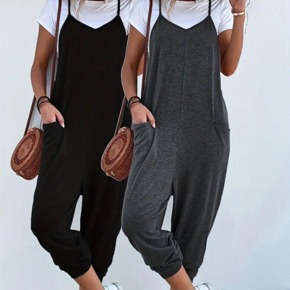 Solid V-neck Sleeveless Pockets Cami Jumpsuit
